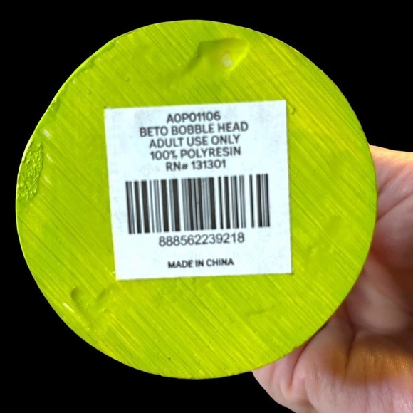 Zumba Fitness Beto Pérez Bobble Head 2019 Convention Exclusive - Picture 9 of 13